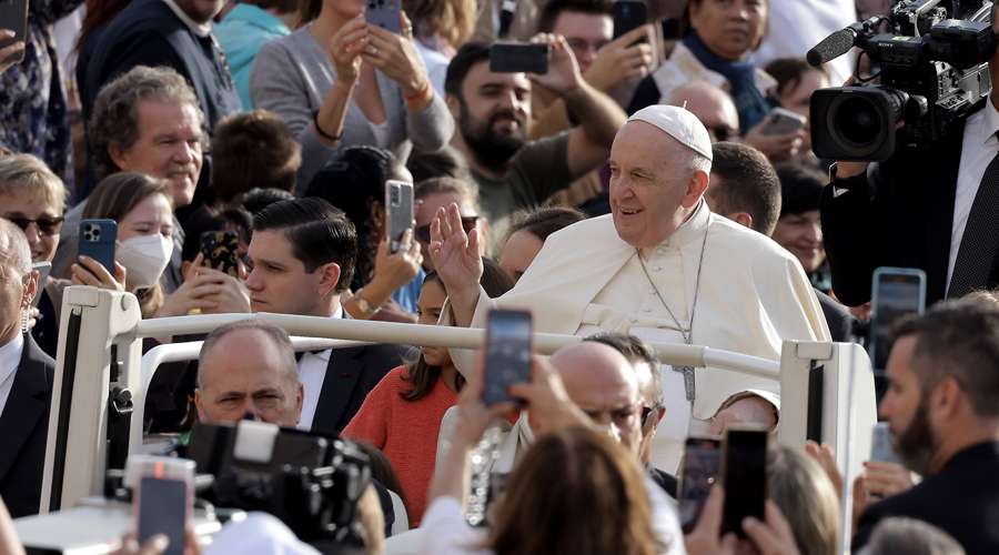 El Papa Francisco invita a rezar el Rosario especialmente en octubre – ACI Prensa