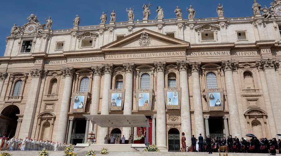 El Papa Francisco proclamó a 10 nuevos santos de la Iglesia Católica – ACI Prensa