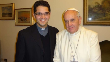 El Papa Francisco nombra a laico al que confesó para importante cargo en el Vaticano – ACI Prensa