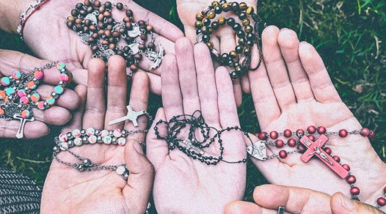 El Rosario de Mujeres defenderá la vida, la familia y los templos en Colombia – ACI Prensa