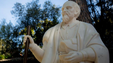 Escultura del primer santo de Centroamérica llega a los jardines de Castel Gandolfo – ACI Prensa