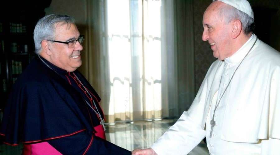 El Arzobispo de Granada presenta su renuncia al Papa Francisco – ACI Prensa