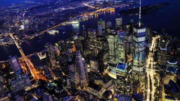 La noche en que los rascacielos de Nueva York se llenaron de cruces brillantes – ACI Prensa