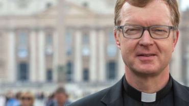 Jesuita experto en lucha contra abusos: Dicasterio vaticano debe responder sobre P. Rupnik – ACI Prensa