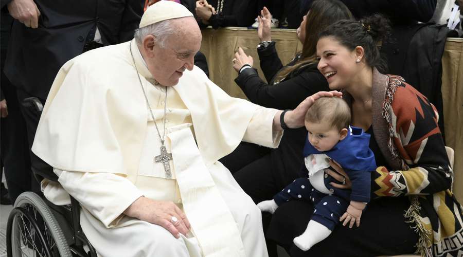 El Papa pide promover el trabajo digno a favor de la mujer y los jóvenes – ACI Prensa