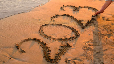 Obispo ofrece 8 pistas para vivir un verdadero año nuevo feliz este … – ACI Prensa