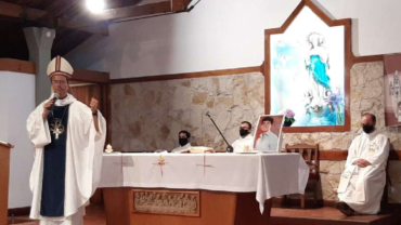 Obispo exige justicia ante violento crimen de Fernando Báez en … – ACI Prensa