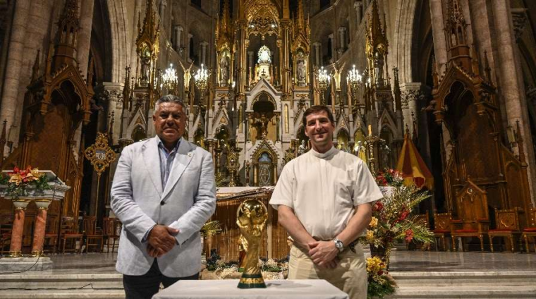 La Virgen y la selección dan esperanza al país, afirma sacerdote – ACI Prensa