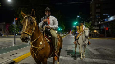 Abogado recorre 500 kilómetros a caballo para agradecer su título a … – ACI Prensa