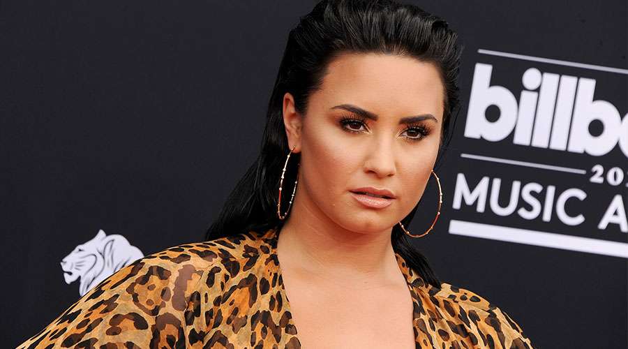 Prohíben cartel de Demi Lovato por ofender gravemente a los … – ACI Prensa