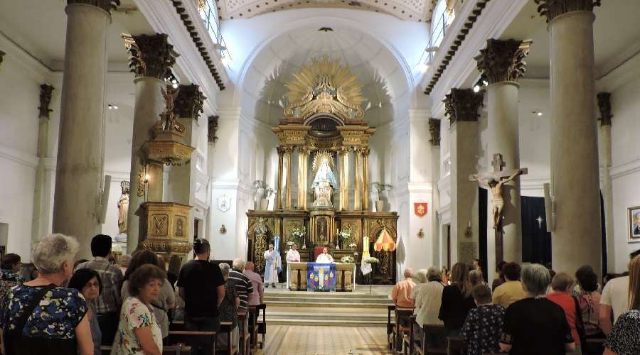 Antigua catedral abre sus puertas para una visita nocturna – ACI Prensa
