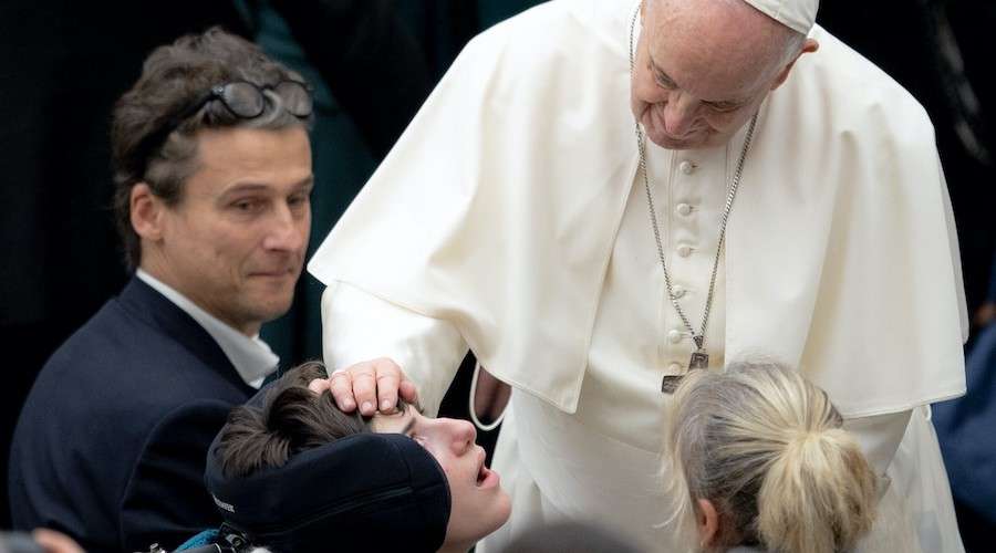 El Papa Francisco recuerda que “no hay amor más grande que dar … – ACI Prensa
