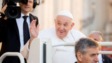 El Papa Francisco invita a seguir el ejemplo de San Francisco de Asís – ACI Prensa