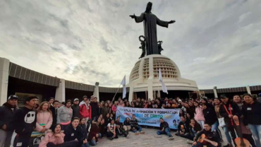 Más de 30 mil jóvenes mexicanos peregrinaron al cerro del Cubilete – ACI Prensa