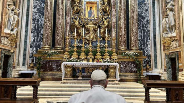 Papa Francisco encomienda a Virgen Salus populi Romani su … – ACI Prensa