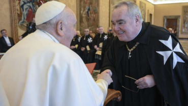 Papa Francisco recibe en el Vaticano a la Orden de Malta y les da … – ACI Prensa