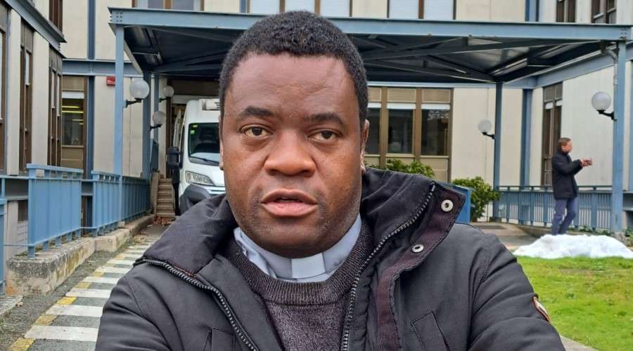 Sacerdote congolés pide cohesión a sus obispos ante la llegada del … – ACI Prensa