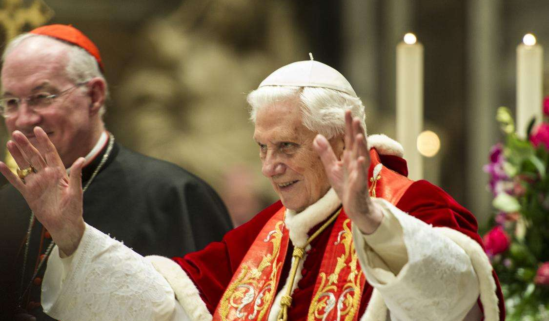 Secretario de Benedicto XVI revela cómo era su vida de oración – ACI Prensa
