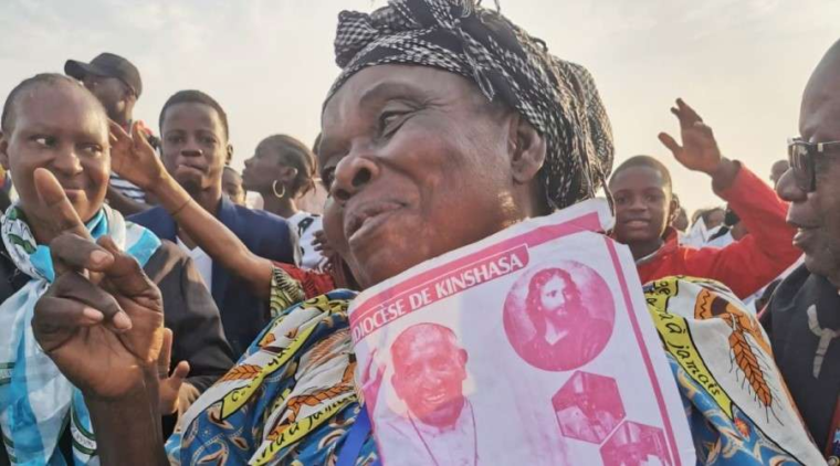 El Papa Francisco celebra su primera Misa en África ante millón de … – ACI Prensa