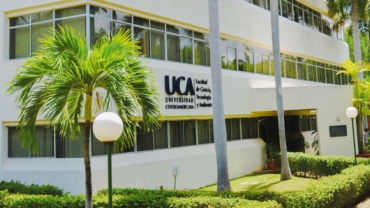 Mons. Báez: Dictadura de Nicaragua se hunde en maldad y miedo al expropiar universidad