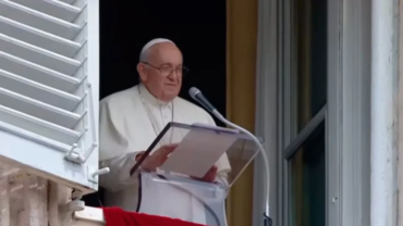 Papa Francisco: Cristo no es un recuerdo pasado sino el Dios del presente, de tu presente