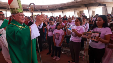 Iglesia en México reza junto a familiares de víctimas de desaparición forzada