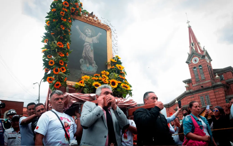 En la fiesta del Divino Niño, llaman a dejarse abrazar por el amor de Dios