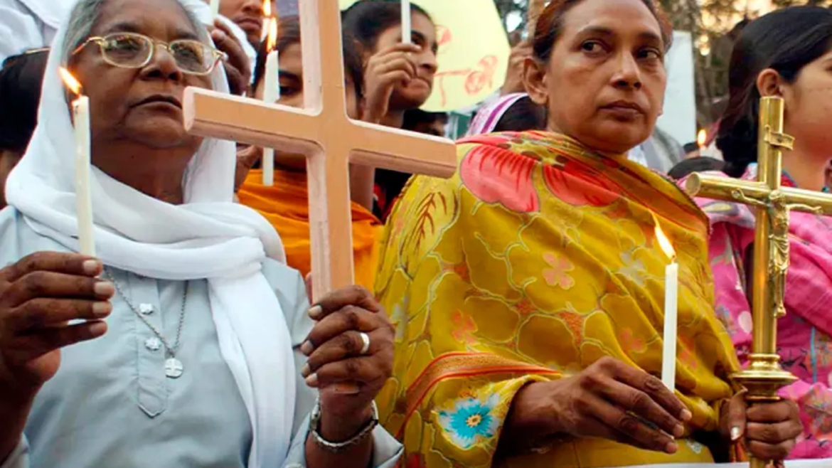 Sigue la violencia anticristiana en Pakistán: Un pastor herido de bala