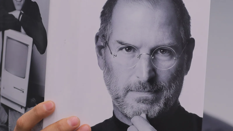 Así fue como Steve Jobs, cofundador de Apple, se salvó del aborto