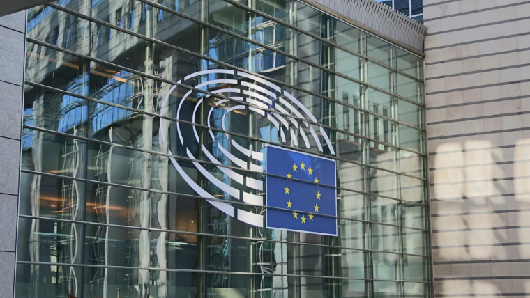 Obispos de Europa preocupados por proyecto de ley para uso médico de “sustancias humanas”