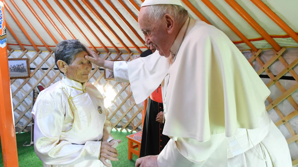 El Papa Francisco afirma desde Mongolia que la Iglesia “no tiene ninguna agenda política”