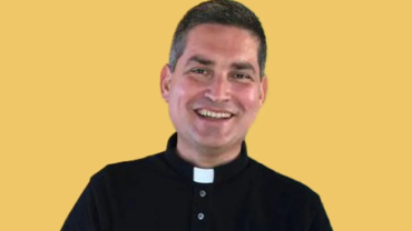 El Papa Francisco nombra a sacerdote venezolano jefe de protocolo en el Vaticano
