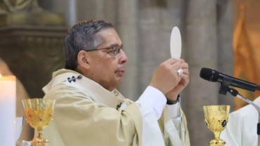 Arzobispo de Quito: El Corazón traspasado de Jesús sana el odio y la violencia