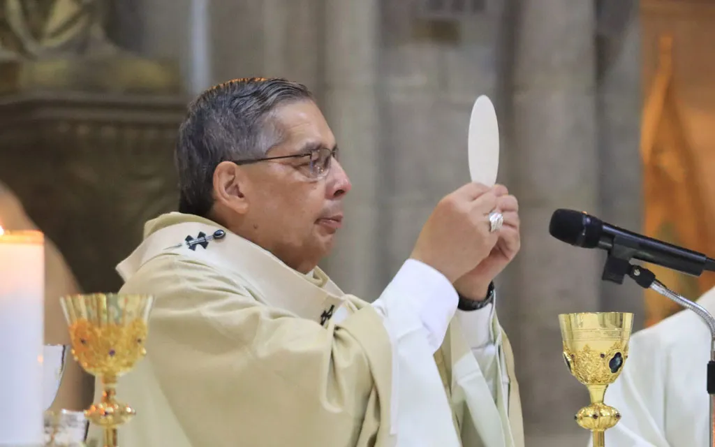 Arzobispo de Quito: El Corazón traspasado de Jesús sana el odio y la violencia