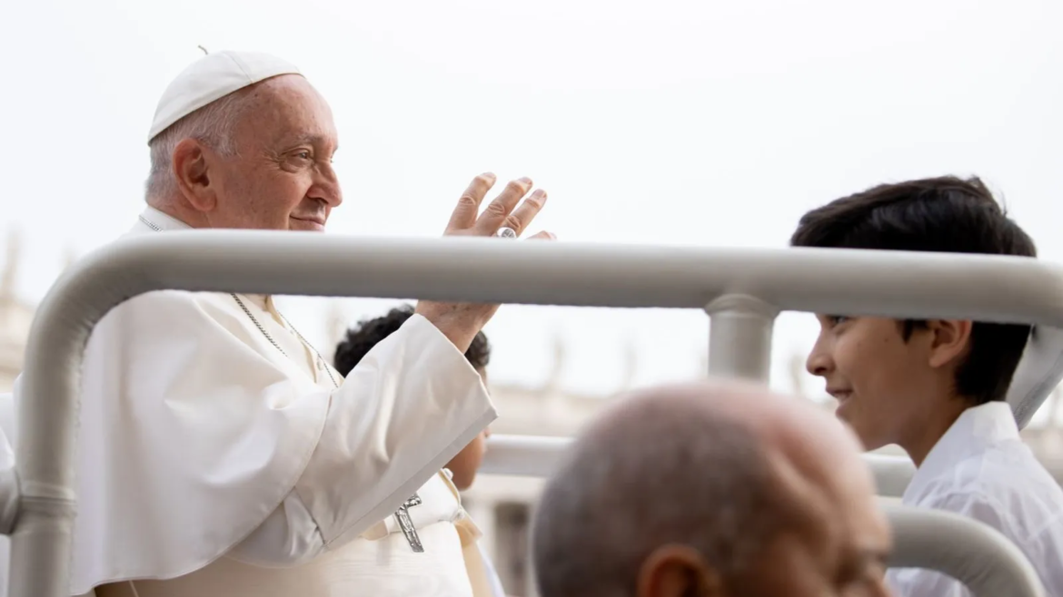 Papa Francisco: No os olvidéis de los pobres, ellos os abrirán la puerta del cielo