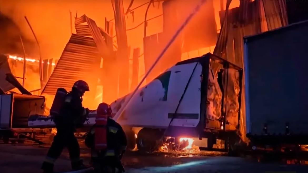 Almacén de ayuda humanitaria de Cáritas es destruido en Ucrania durante ataque ruso