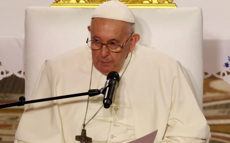 El Papa pide al clero de Marsella ser “ángeles en la tierra” de los heridos en la vida