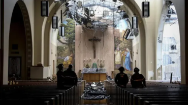 Incendio arrasa histórica iglesia dedicada a San José en Estados Unidos