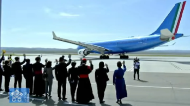 El Papa Francisco se despide de Mongolia y regresa a Roma
