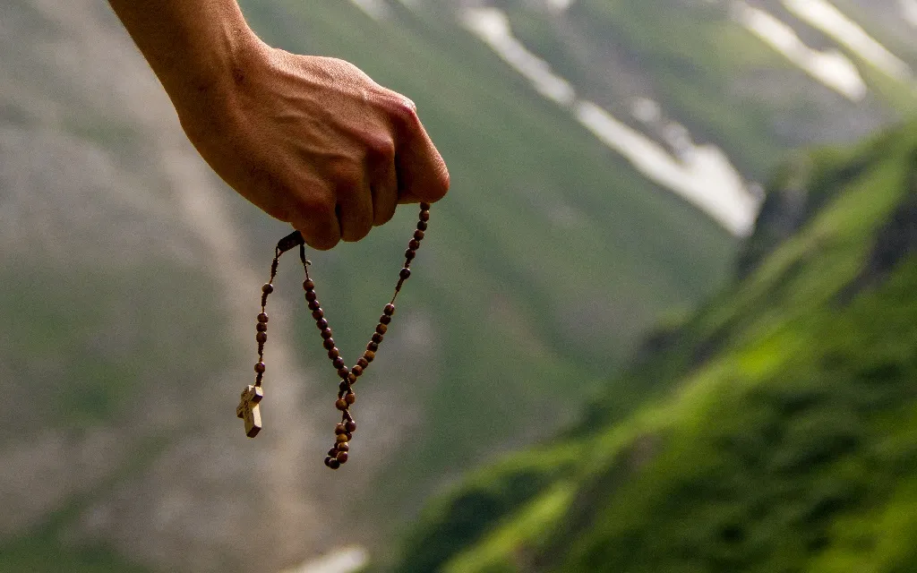 1 de octubre: inicia el mes del Santo Rosario