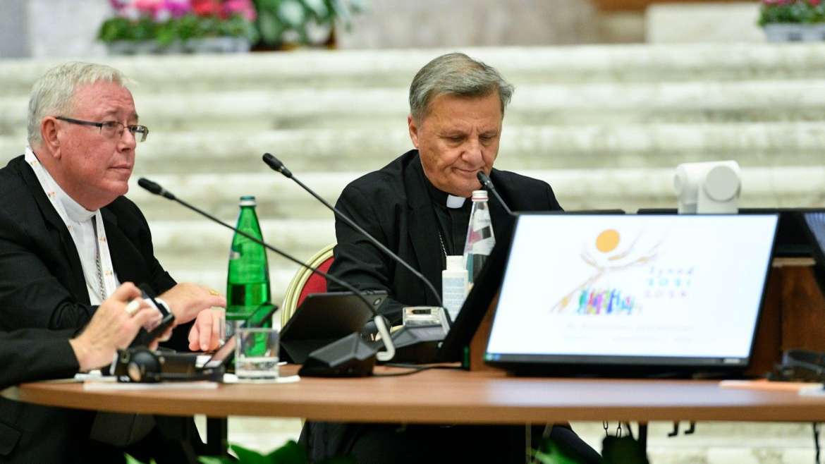 Cardenal Hollerich asegura en el Sínodo que las tensiones “son parte del proceso”
