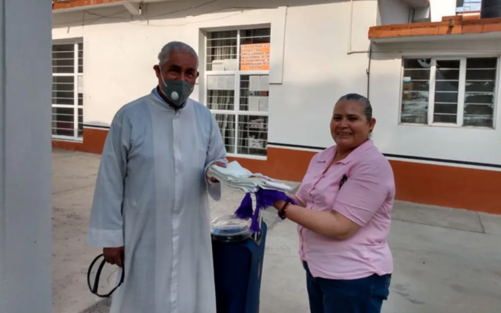 Esta fundación ayuda a sacerdotes necesitados para que puedan “desempeñar su sagrada misión”