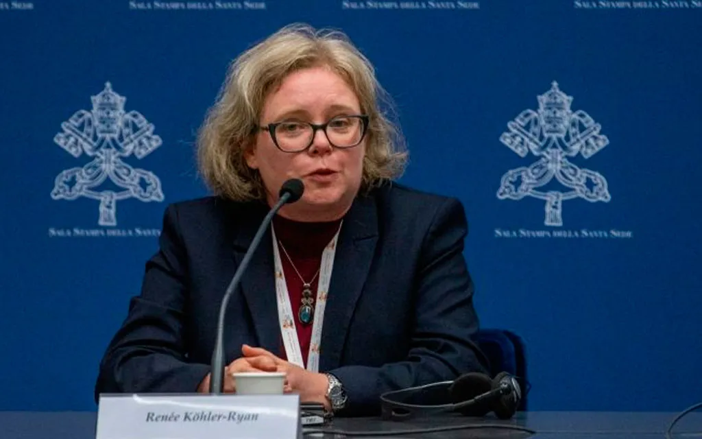 Teóloga en el Sínodo de la Sinodalidad: Hay “demasiado énfasis” en la ordenación de mujeres