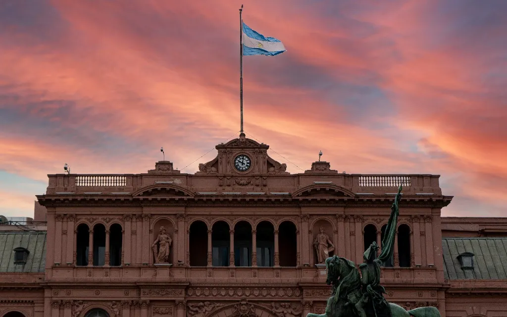 Elecciones en Argentina: La Iglesia pide acudir a las urnas y rezar por la Patria