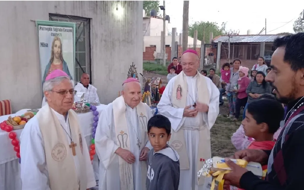 En el Mes de las Misiones, obispos argentinos recorren los barrios de Buenos Aires