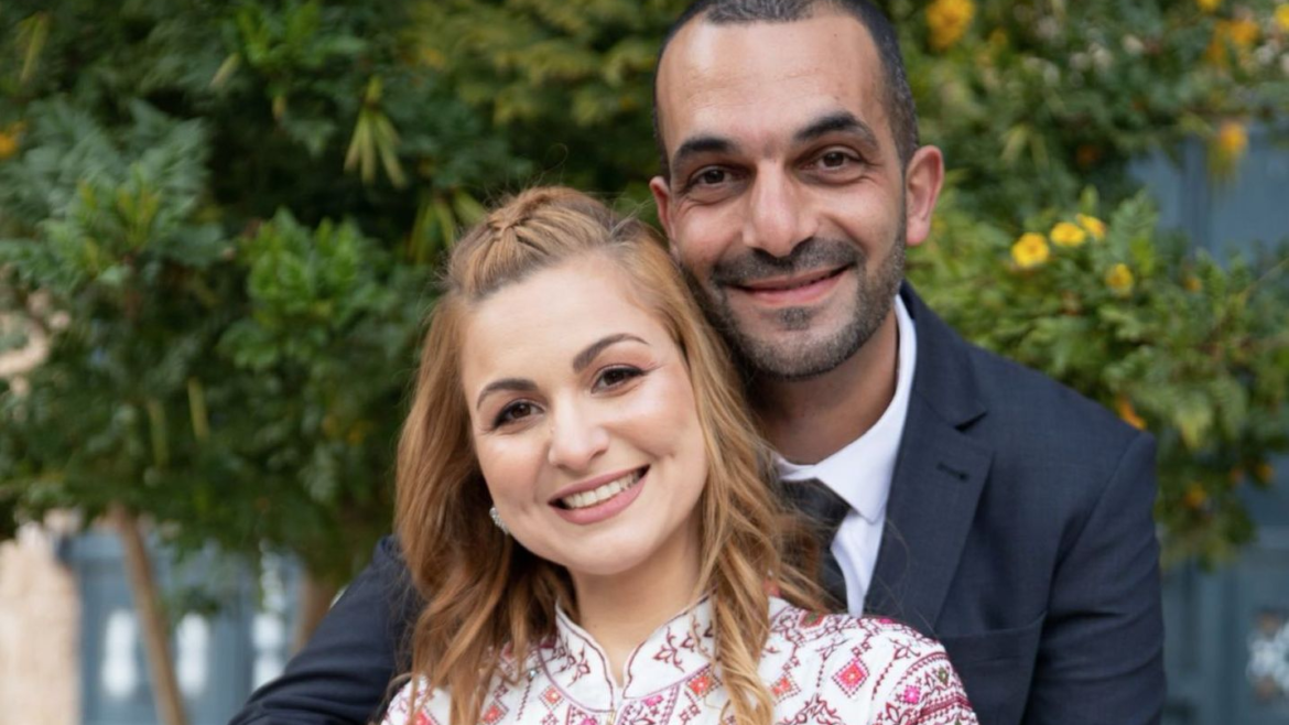 Sol y Ramzi desafían la guerra: Pareja católica se casará en Belén