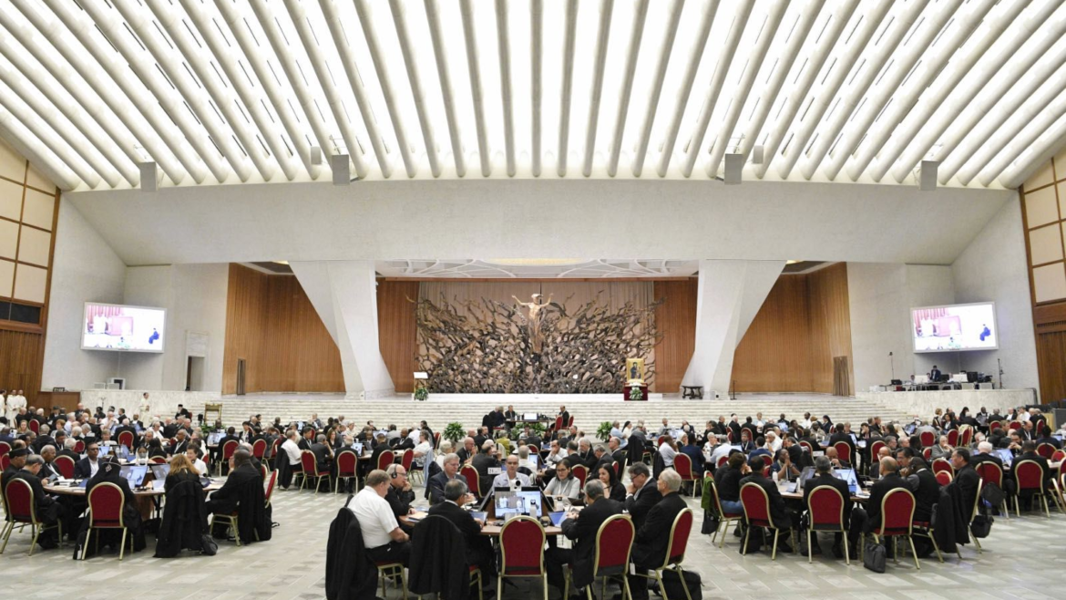 Sínodo de la Sinodalidad: Expectativas y tensiones aumentan antes del informe de síntesis