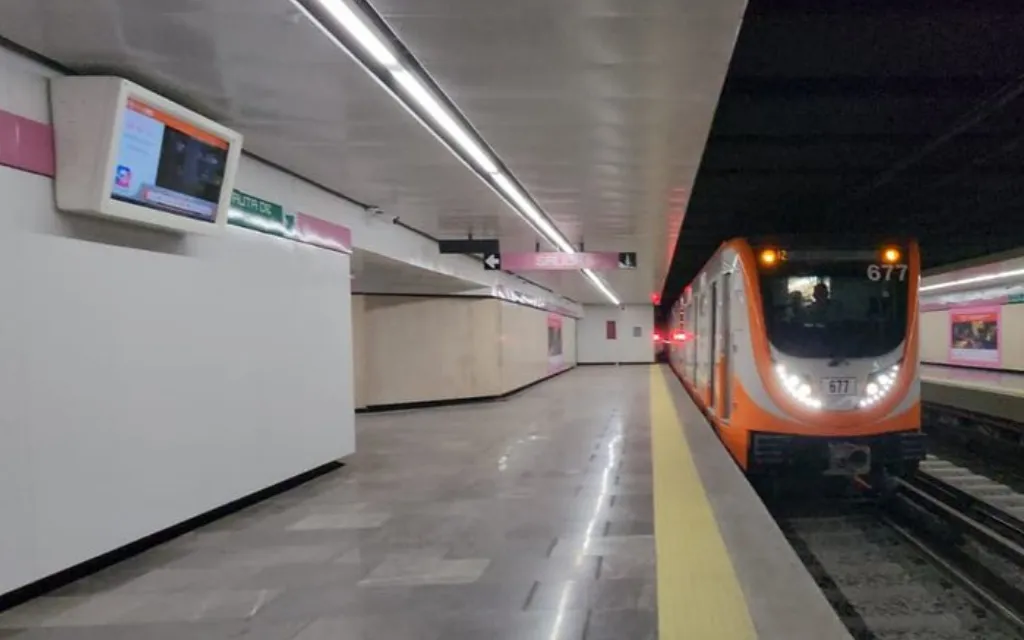 El mensaje del Papa Francisco en el Metro de Ciudad de México: “La vida es un viaje”