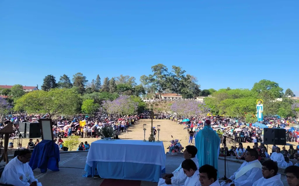 Más de 40.000 jóvenes peregrinaron al santuario de la Virgen de Río Blanco