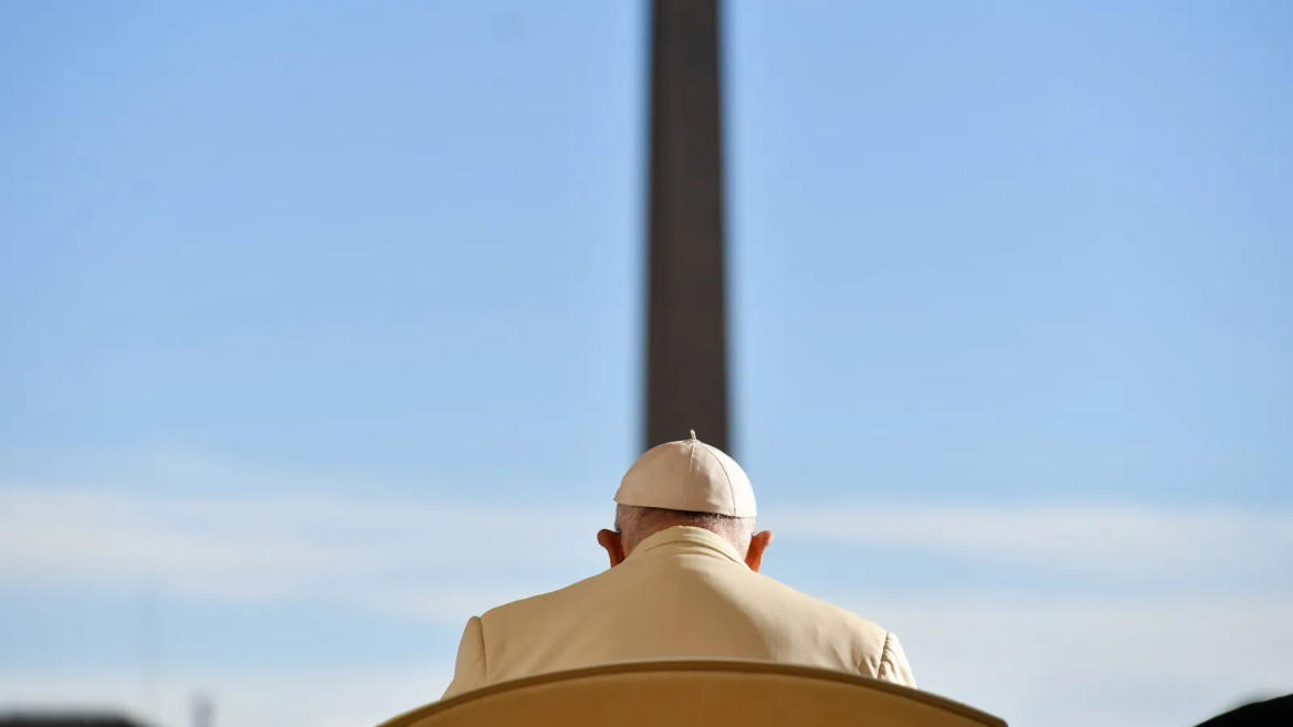 El Papa reza por las víctimas de la estampida en un estadio de la República del Congo